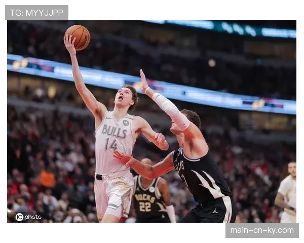 公牛吉迪武切维奇挡拆 团队传导面临防守压迫 公牛吉迪武切维奇挡拆 团队传导面临防守压迫